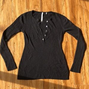 Babaton long-sleeved ribbed shirt